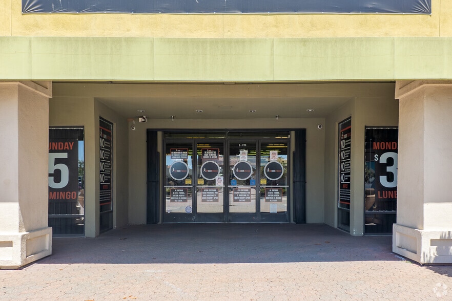 17600 Collier Ave, Lake Elsinore, CA for sale - Building Photo - Image 3 of 4