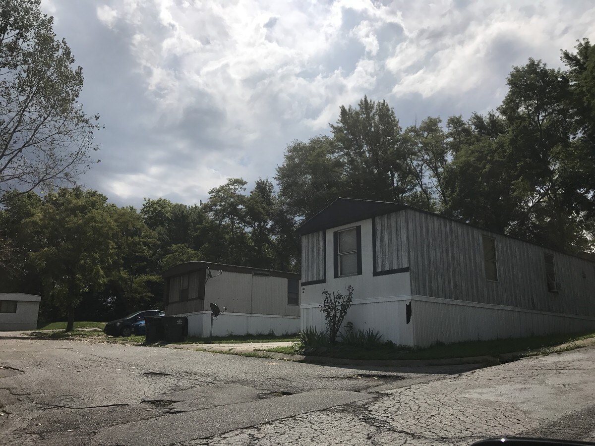 201 6th St, Ferrelview, MO 64163