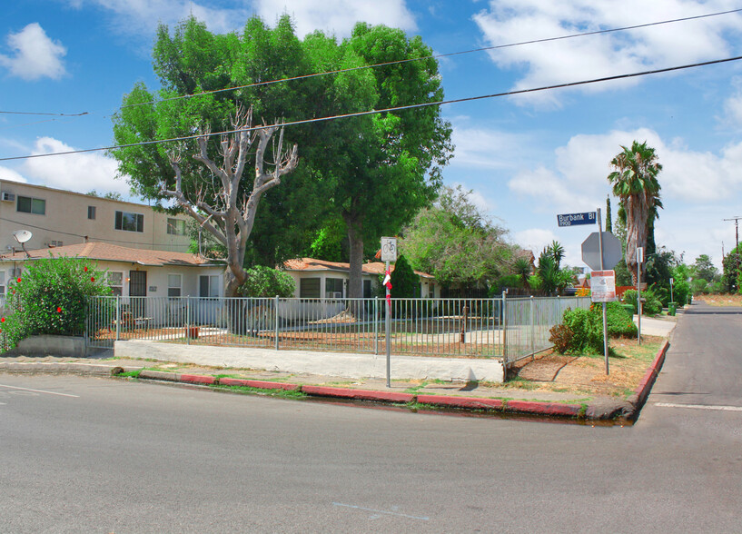 11903 Burbank Blvd, Valley Village, CA for sale - Building Photo - Image 1 of 11