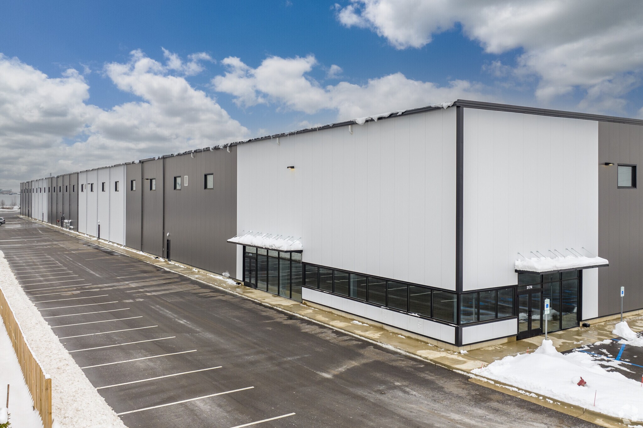 3174 4 Mile Rd, Walker, MI for sale Primary Photo- Image 1 of 1