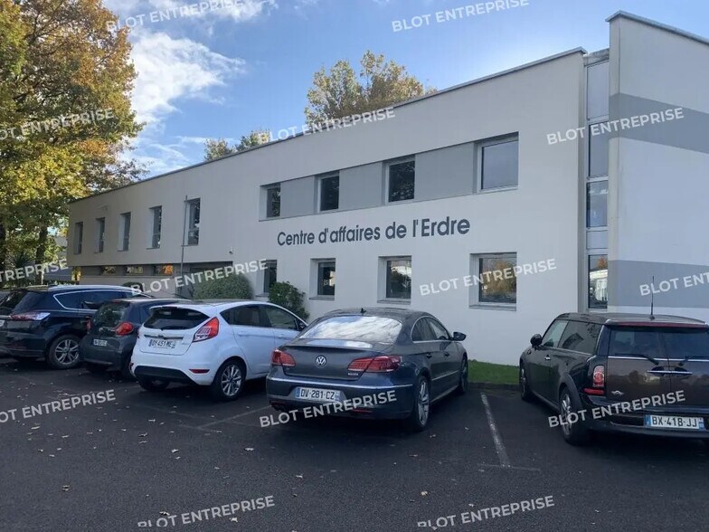 Office in La Chapelle-sur-Erdre for lease - Building Photo - Image 2 of 15
