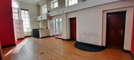 37 High St, Stourport On Severn for lease Interior Photo- Image 1 of 3