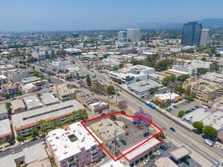 More details for 11980 Santa Monica Blvd, Los Angeles, CA - Retail for Sale