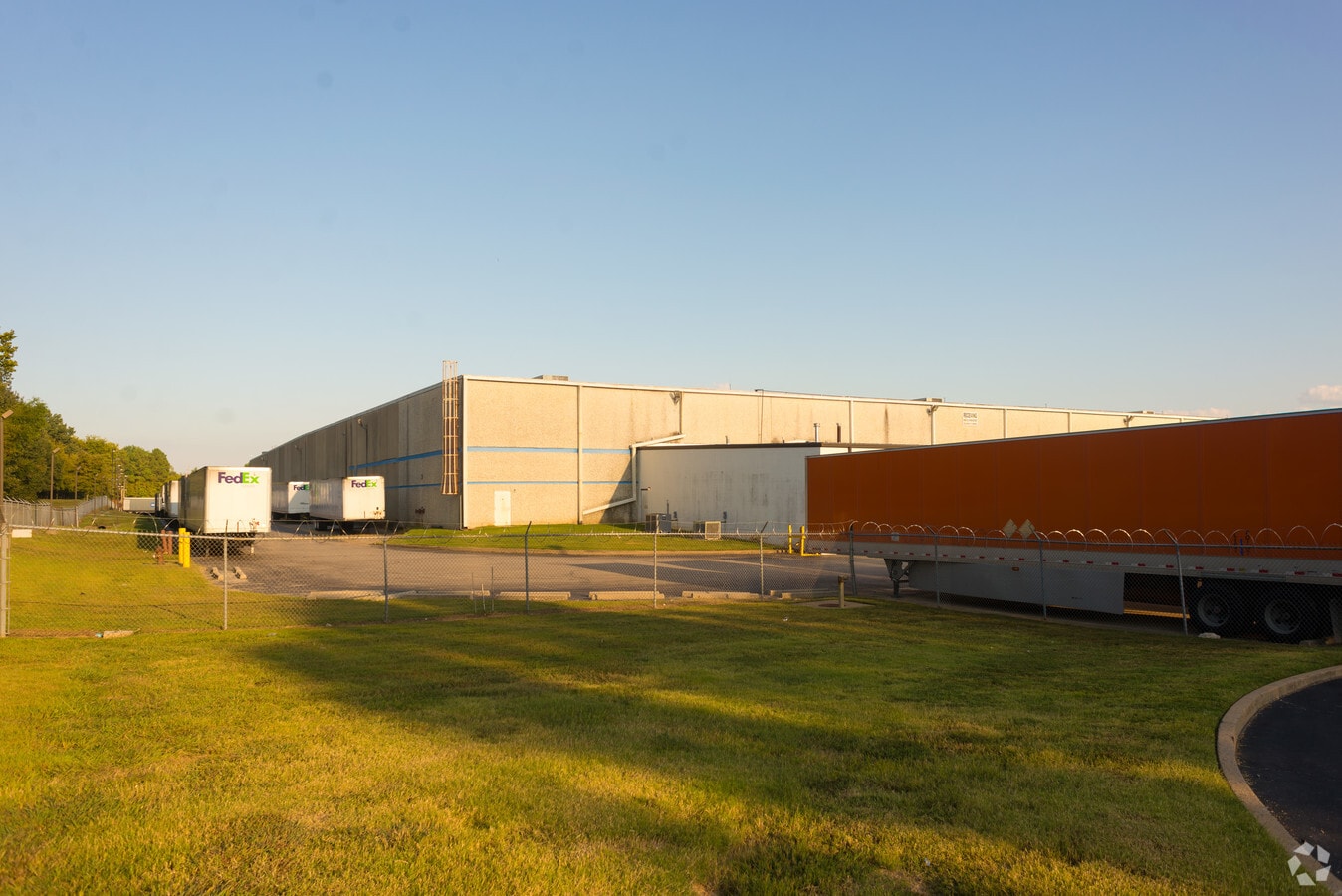 8400 Winchester Rd, Memphis, TN, 38125 Industrial Space For Lease