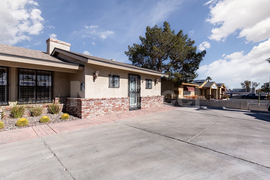 2948 E Russell Rd, Las Vegas, NV for sale - Building Photo - Image 3 of 11