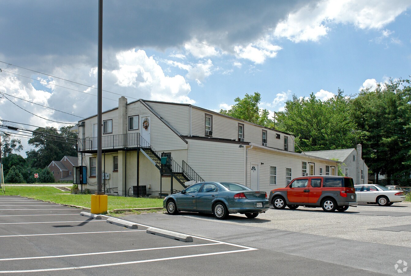 1408 Crain Hwy, Glen Burnie, MD 21061 Retail for Lease