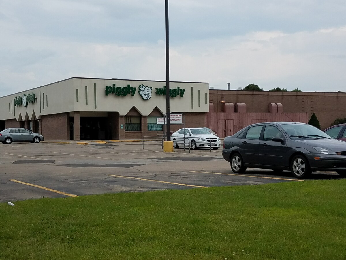 520 E Northland Ave, Appleton, WI 54911