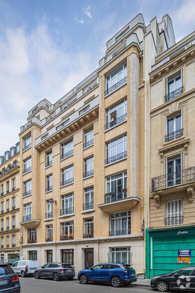 48 Rue De La Bienfaisance, Paris for sale - Building Photo - Image 2 of 5