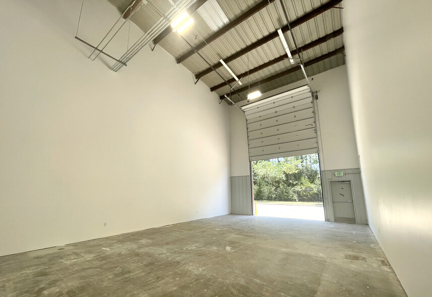 6510 Bourgeois Rd, Houston, TX for lease - Interior Photo - Image 1 of 15