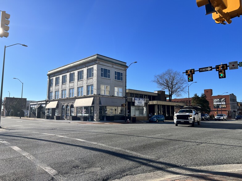 201 N Main St, High Point, NC for sale - Building Photo - Image 1 of 1