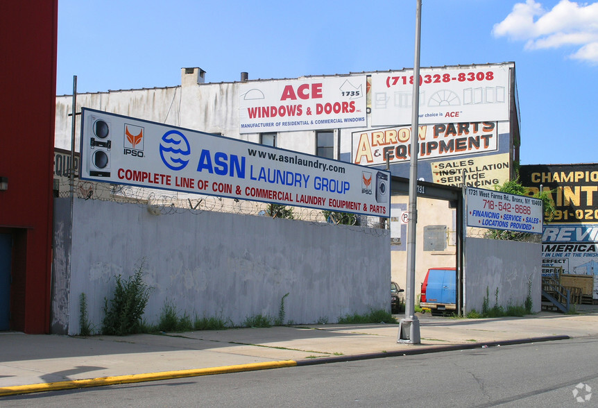 Industrial in Bronx, NY for sale - Primary Photo - Image 1 of 1