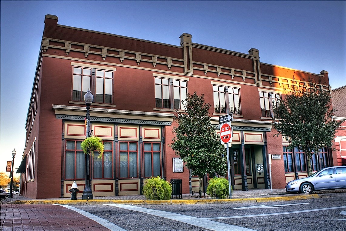 188 N Foster St, Dothan, AL for sale Primary Photo- Image 1 of 1