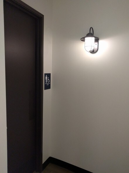 100 N Gilbert Rd, Gilbert, AZ for sale - Lobby - Image 1 of 1