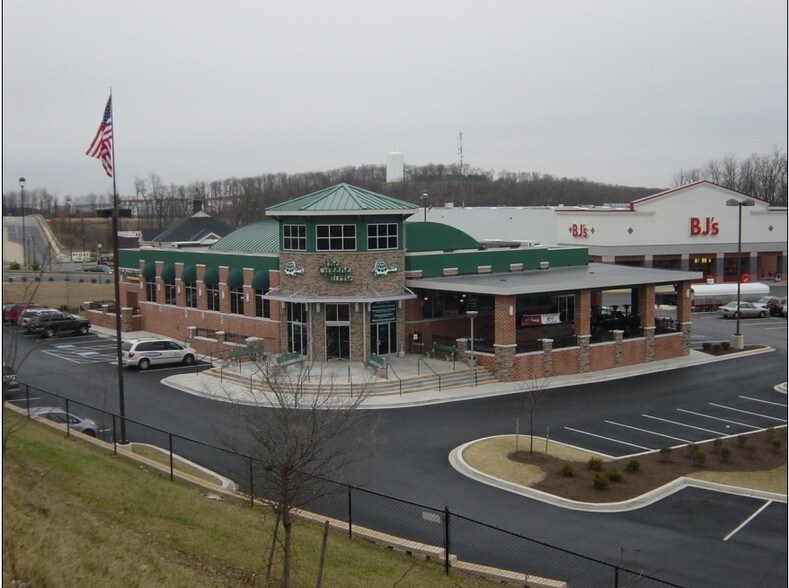 830 Market St, Westminster, MD for lease - Building Photo - Image 2 of 6