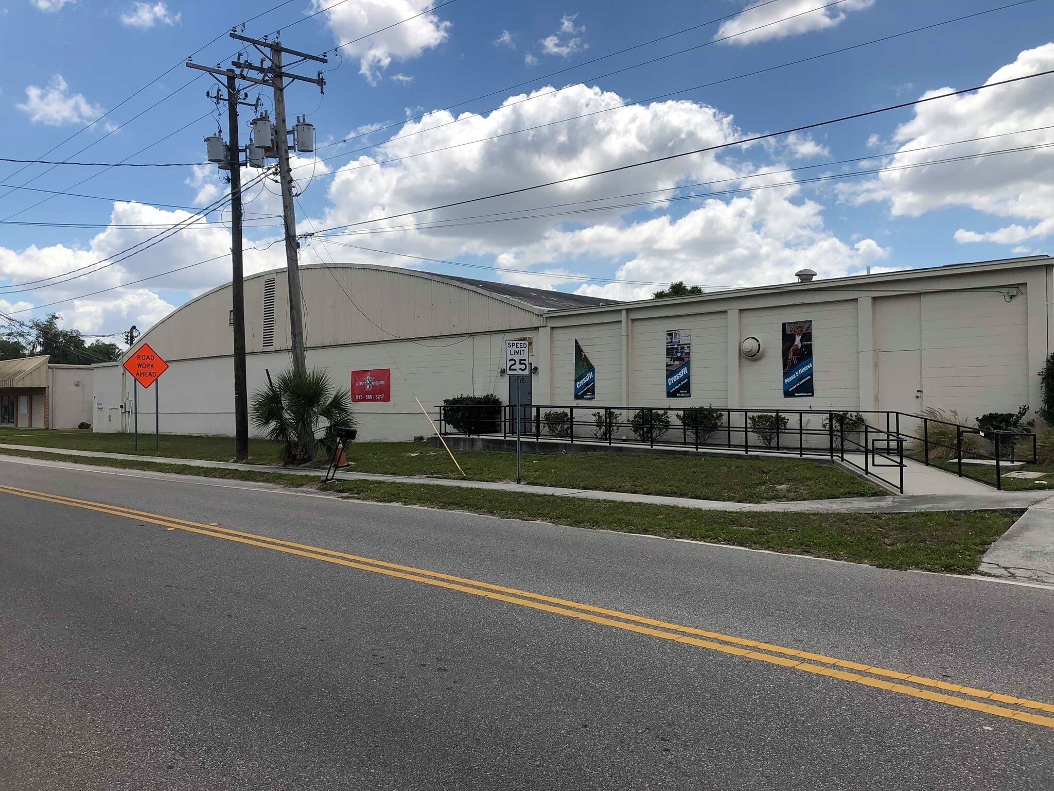 202 S Moon Ave, Brandon, FL for sale Primary Photo- Image 1 of 1