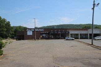 More details for 95 Amity Rd, New Haven, CT - Retail for Sale