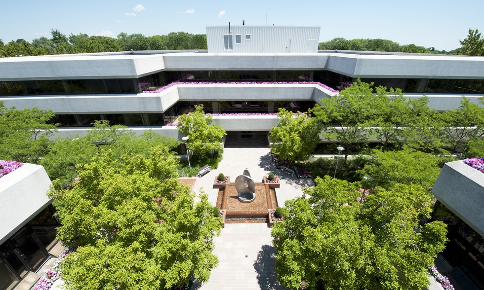 5 International Dr, Rye Brook, NY for lease - Building Photo - Image 3 of 33