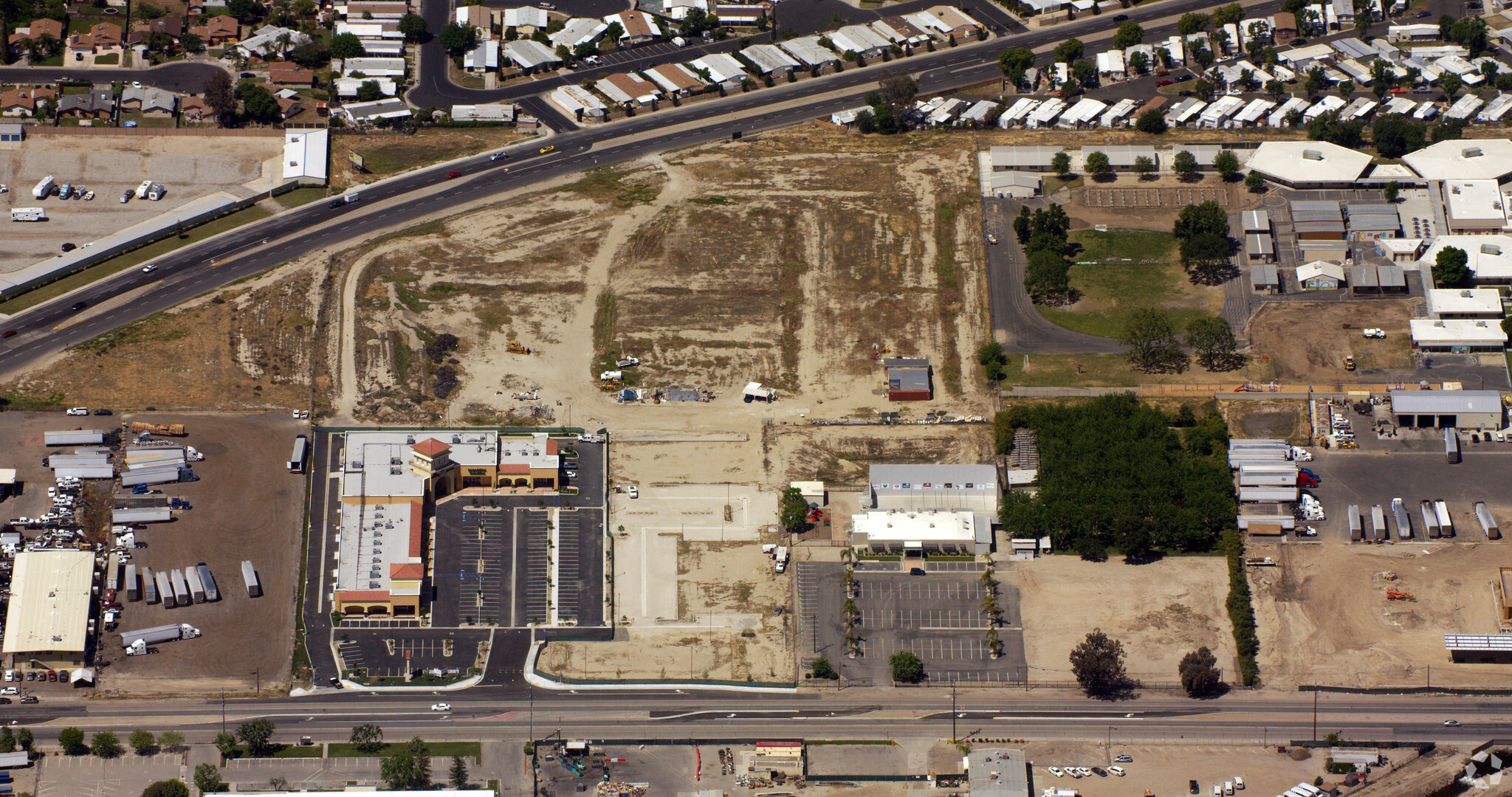 2201 S Union Ave, Bakersfield, CA for sale Aerial- Image 1 of 1