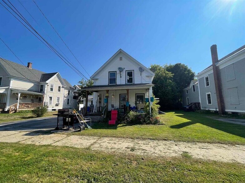 52 Chestnut Ave, Rutland, VT for sale - Building Photo - Image 1 of 1