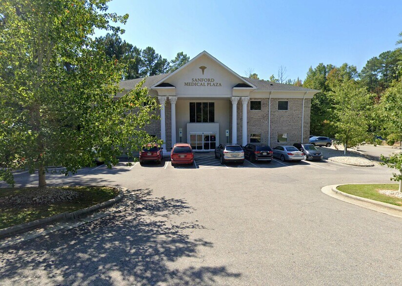 1212 Central Ave, Sanford, NC 27330 Office for Lease