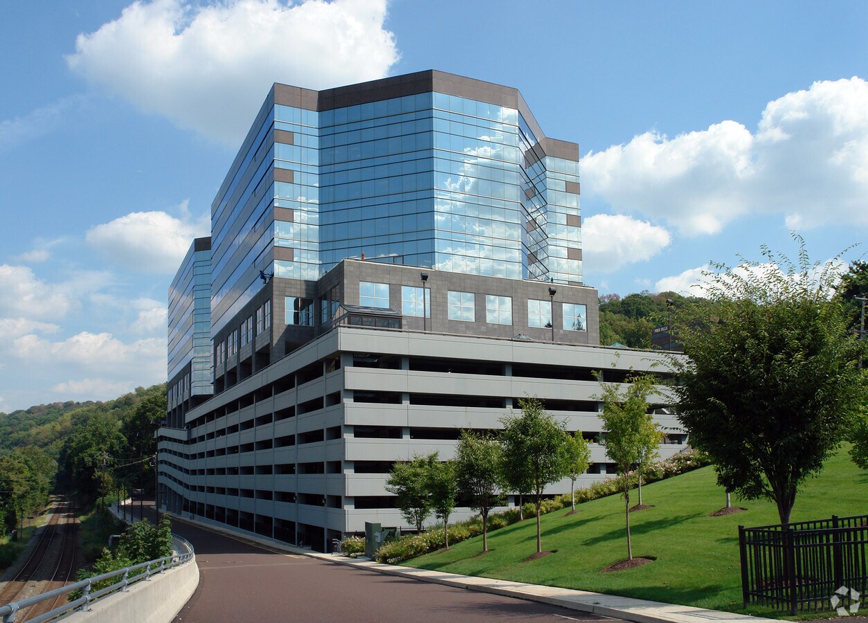 300 Conshohocken State Rd, Conshohocken, PA, 19428 Property For Lease