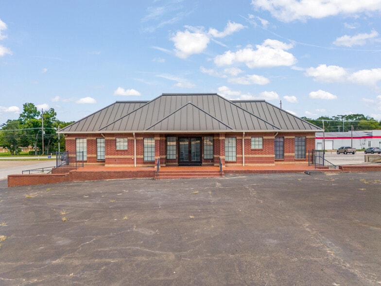 112 US Highway 271 N, Gilmer, TX for lease - Building Photo - Image 3 of 37
