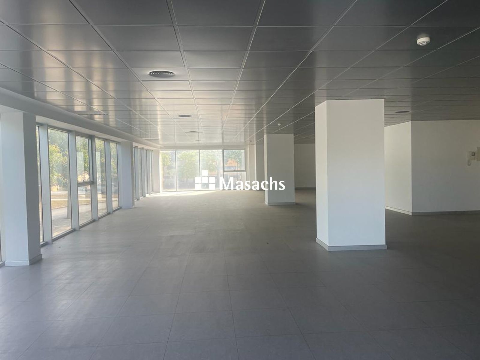 Office in Terrassa, Barcelona for lease Interior Photo- Image 1 of 5
