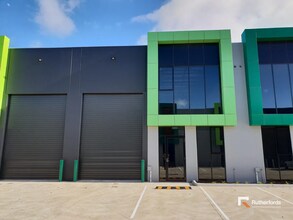 27 Graystone Ct, Epping for lease Building Photo- Image 1 of 5