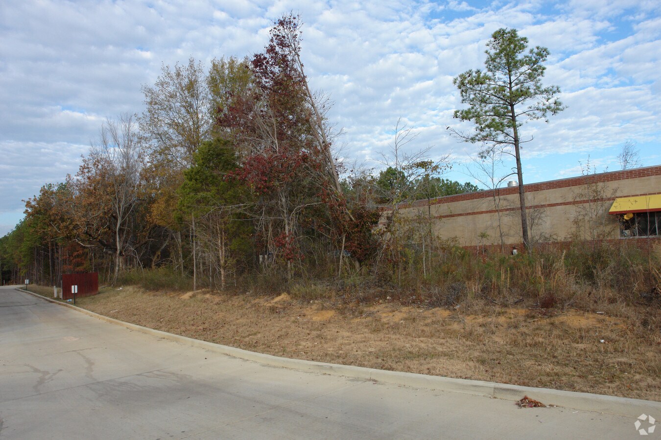 Old Canton Rd, Ridgeland, MS 39157