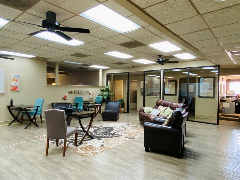 12623 Jones Rd, Houston, TX for sale - Building Photo - Image 3 of 11