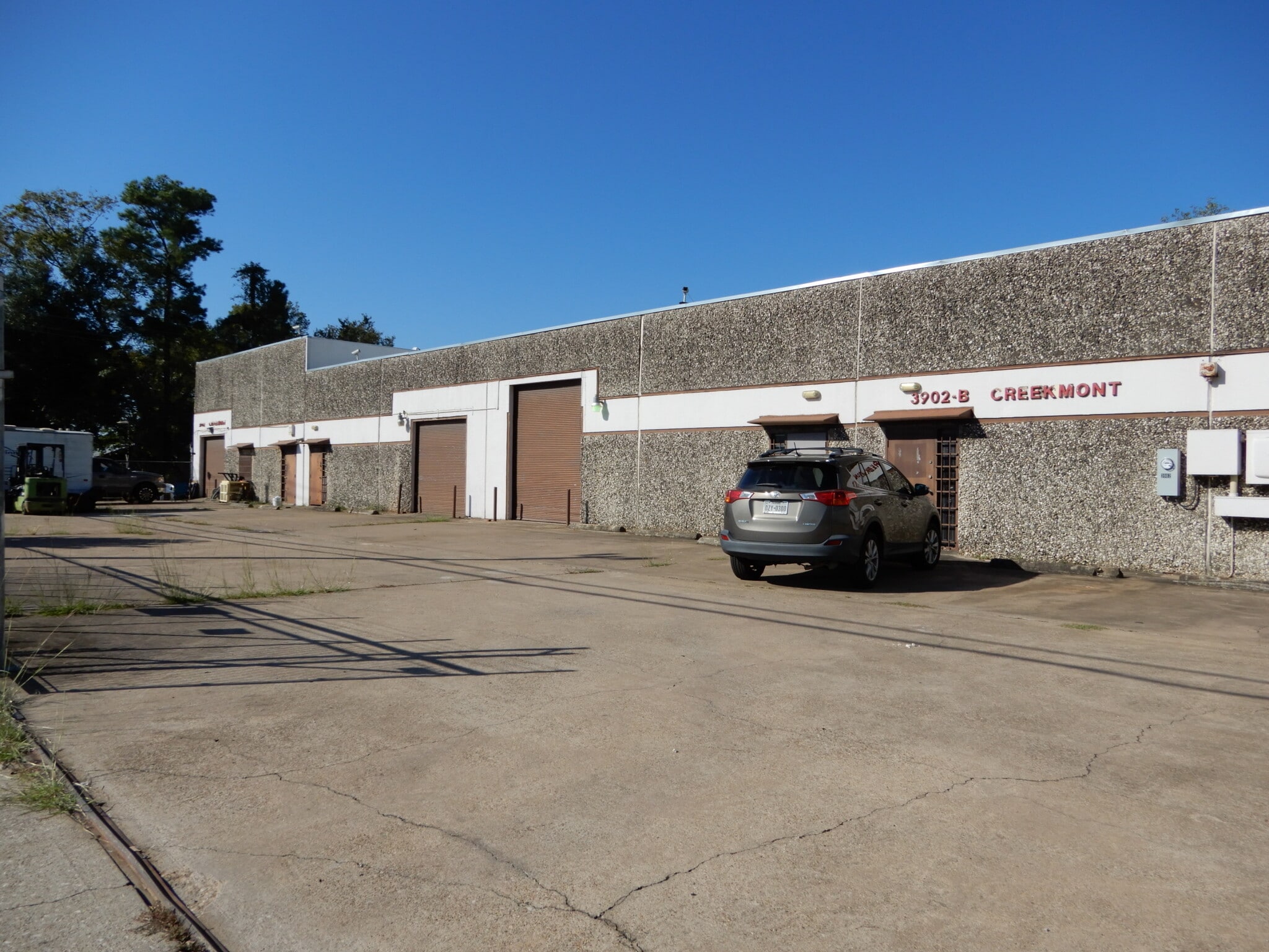 3902 Creekmont Dr, Houston, TX for lease Interior Photo- Image 1 of 8
