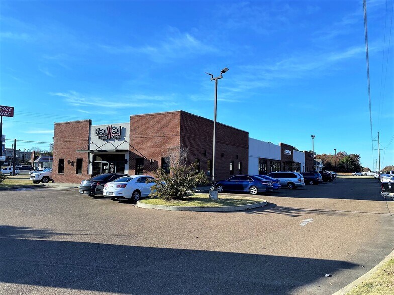 171 Lakewood Dr, Batesville, MS 38606