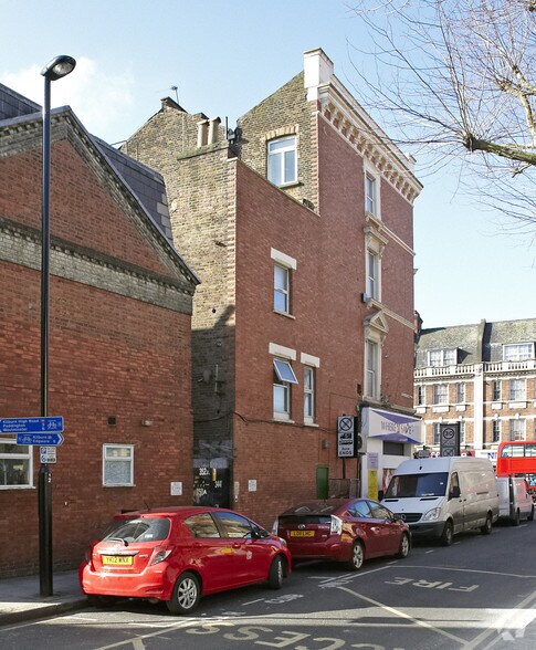 352-354 Kilburn High Rd, London for sale - Building Photo - Image 3 of 4