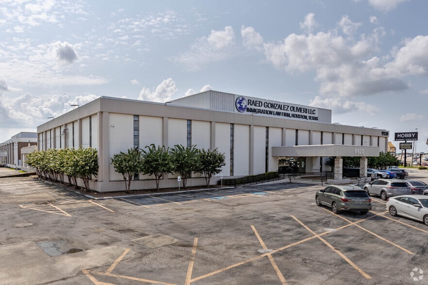 9920 Gulf Fwy, Houston, TX for sale - Primary Photo - Image 1 of 1