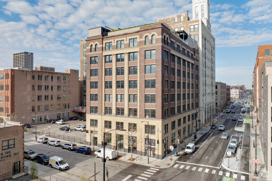 833 W Jackson Blvd, Chicago, IL for lease - Building Photo - Image 2 of 12