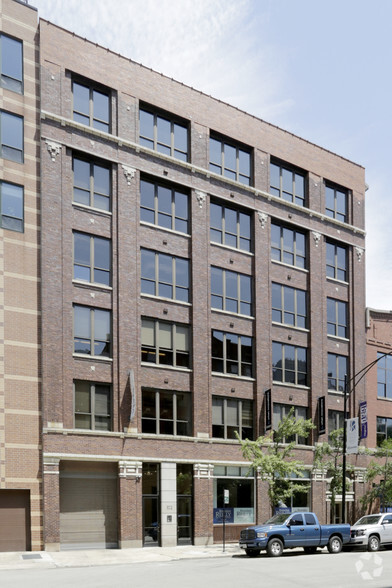 372 W Ontario St, Chicago, IL for lease - Building Photo - Image 3 of 26