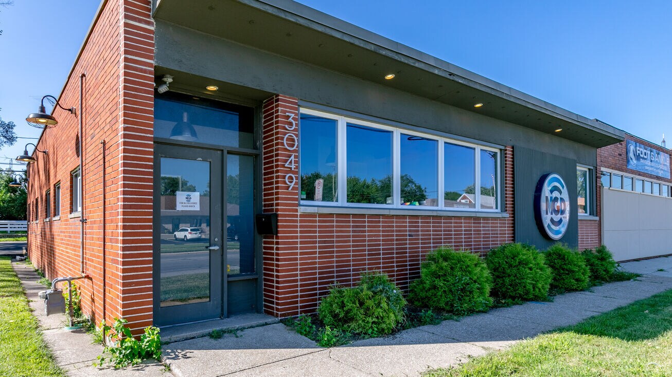 3047-3049 W Sylvania Ave, Toledo, OH for sale Building Photo- Image 1 of 1