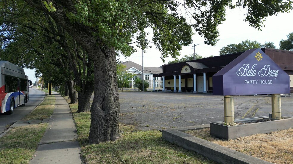 28 S Hamilton Rd, Columbus, OH for sale - Building Photo - Image 1 of 1