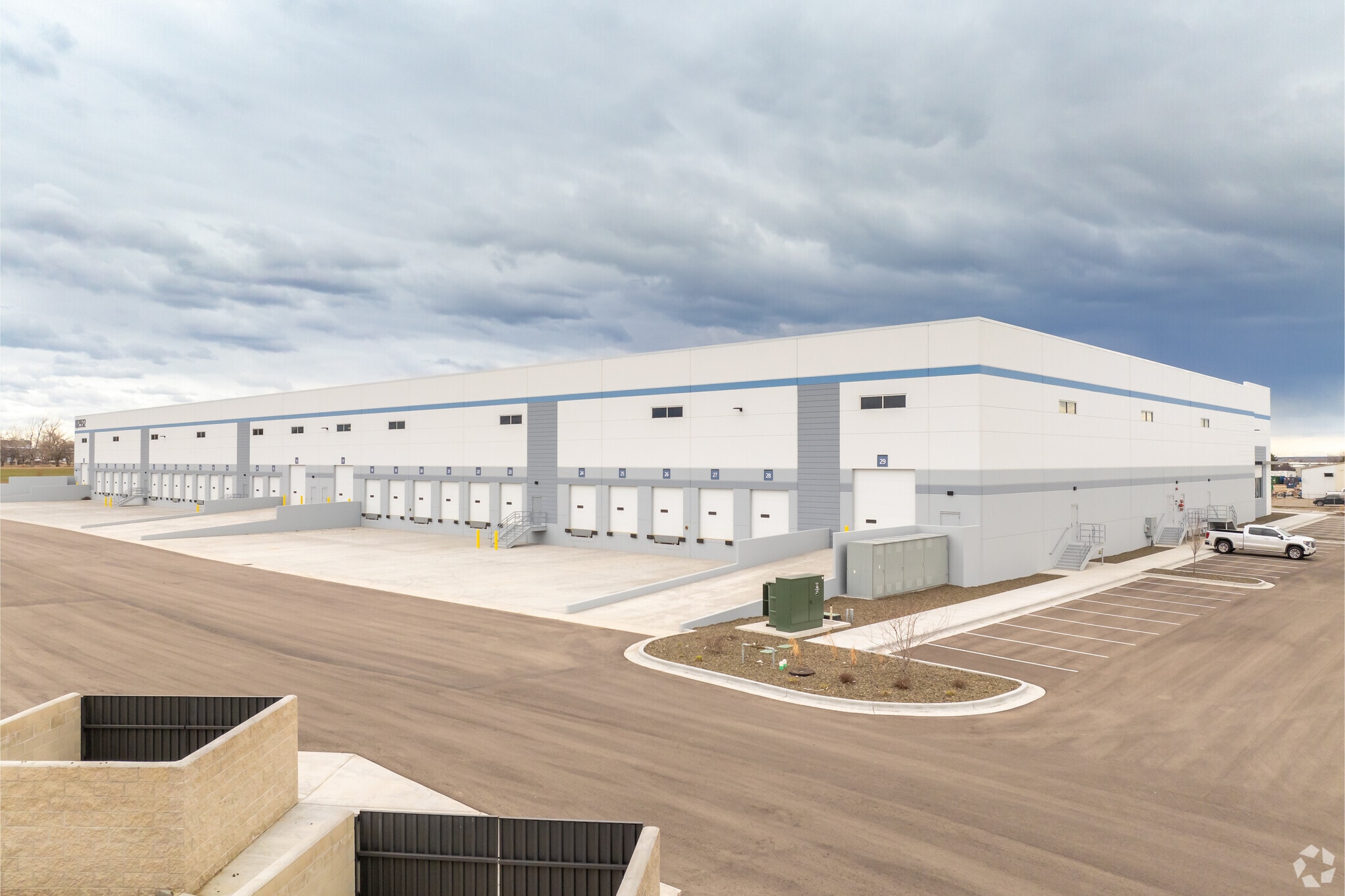 2800 E Comstock ave, Nampa, ID for lease Building Photo- Image 1 of 13