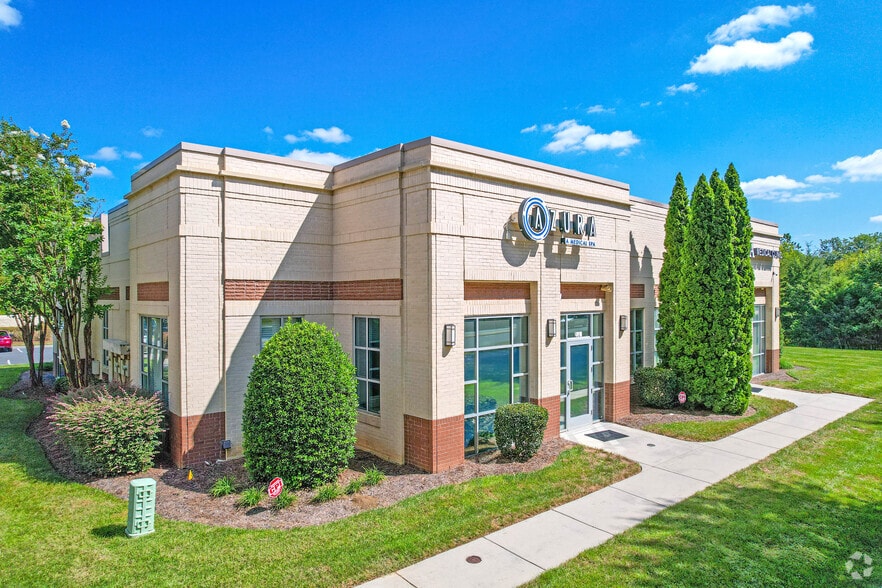 2540 Arrowood Rd, Charlotte, NC for sale - Primary Photo - Image 1 of 4