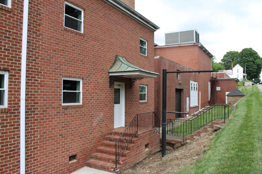 8215 Franklin St, Mount Pleasant, NC for sale - Primary Photo - Image 1 of 1