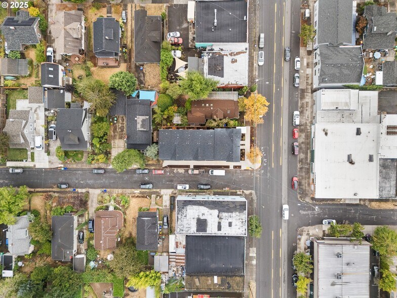 7190 Glisan st, Portland, OR for sale - Building Photo - Image 2 of 22