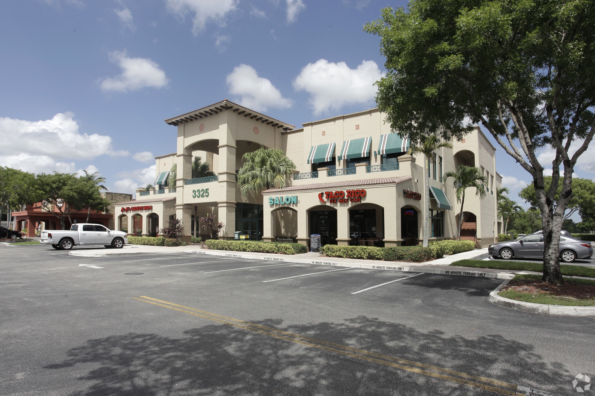 3325 S University Dr, Davie, FL 33328 - Rolling Hills Executive Center - 5917 S University Dr Davie Fl 33328