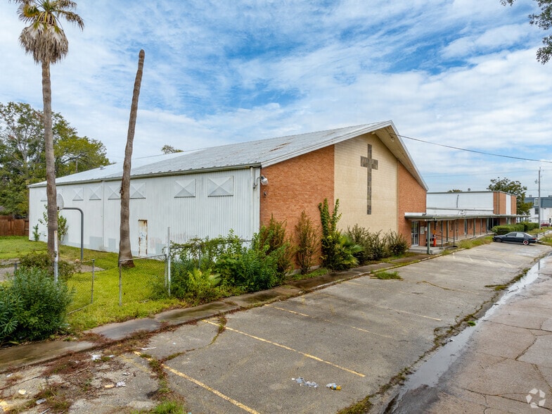 900 Natchez Ave, Pasadena, TX for sale - Primary Photo - Image 3 of 27