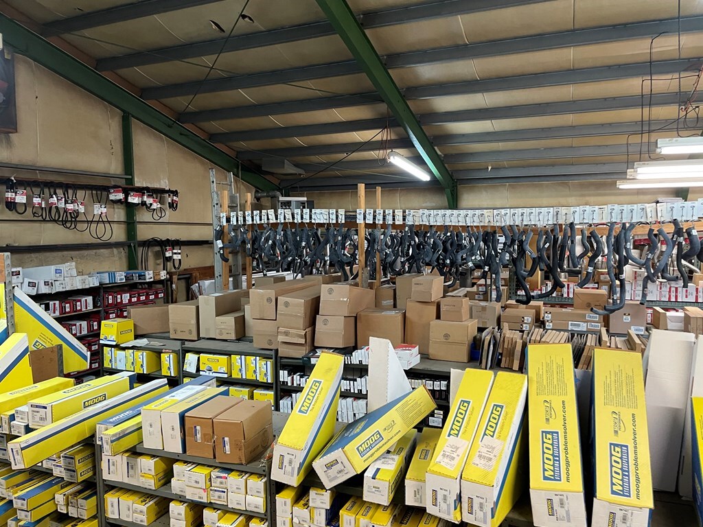 30 Pickering Street, Brookville, PA 15825 Auto Plus