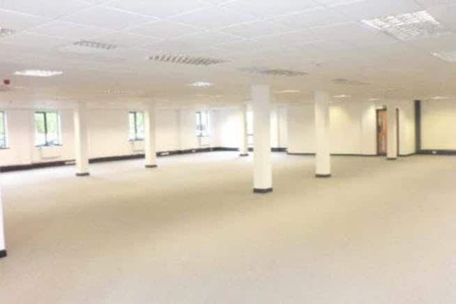 Avenue De Clichy, Merthyr Tydfil for lease Interior Photo- Image 1 of 2