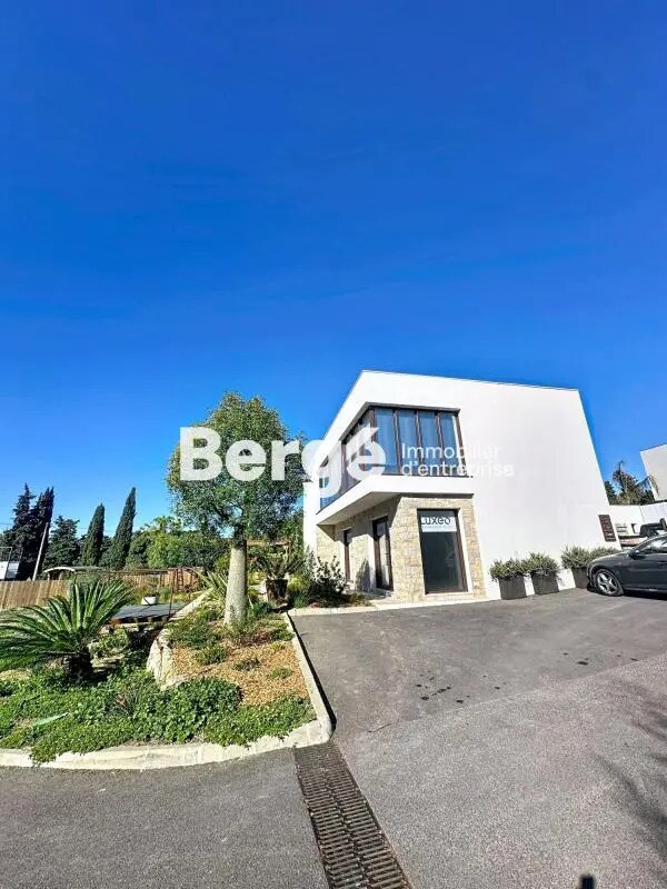 Office in Grasse for lease Building Photo- Image 1 of 5
