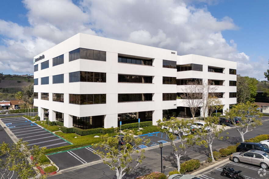 26300 La Alameda, Mission Viejo, CA for lease - Building Photo - Image 1 of 9