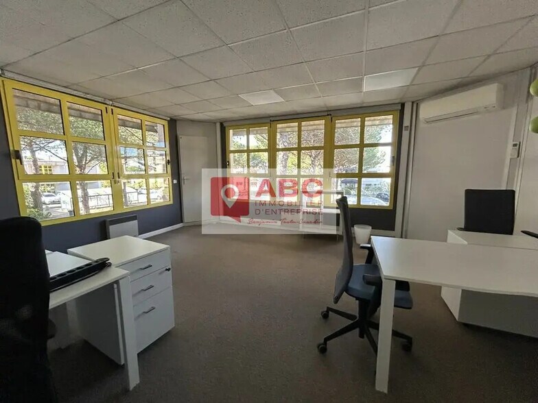 Office in Montpellier for lease - Interior Photo - Image 3 of 11