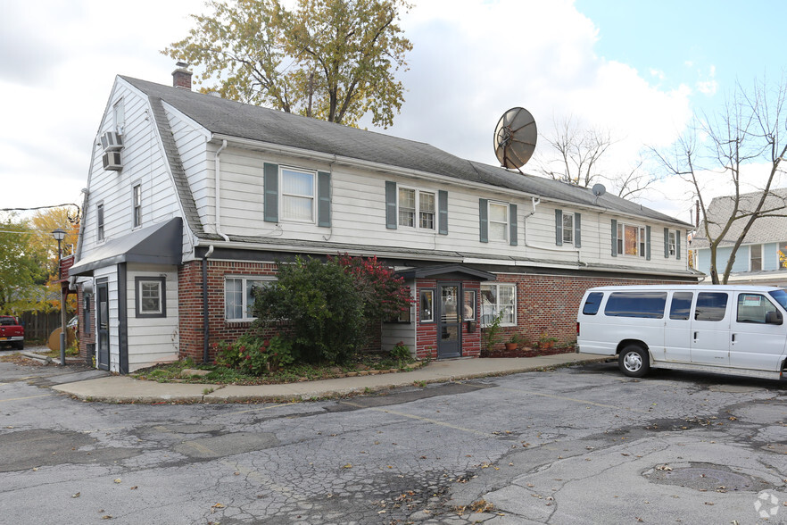 4135 Seneca St, West Seneca, NY for sale - Primary Photo - Image 1 of 1